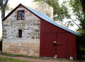 Kammlah Barn